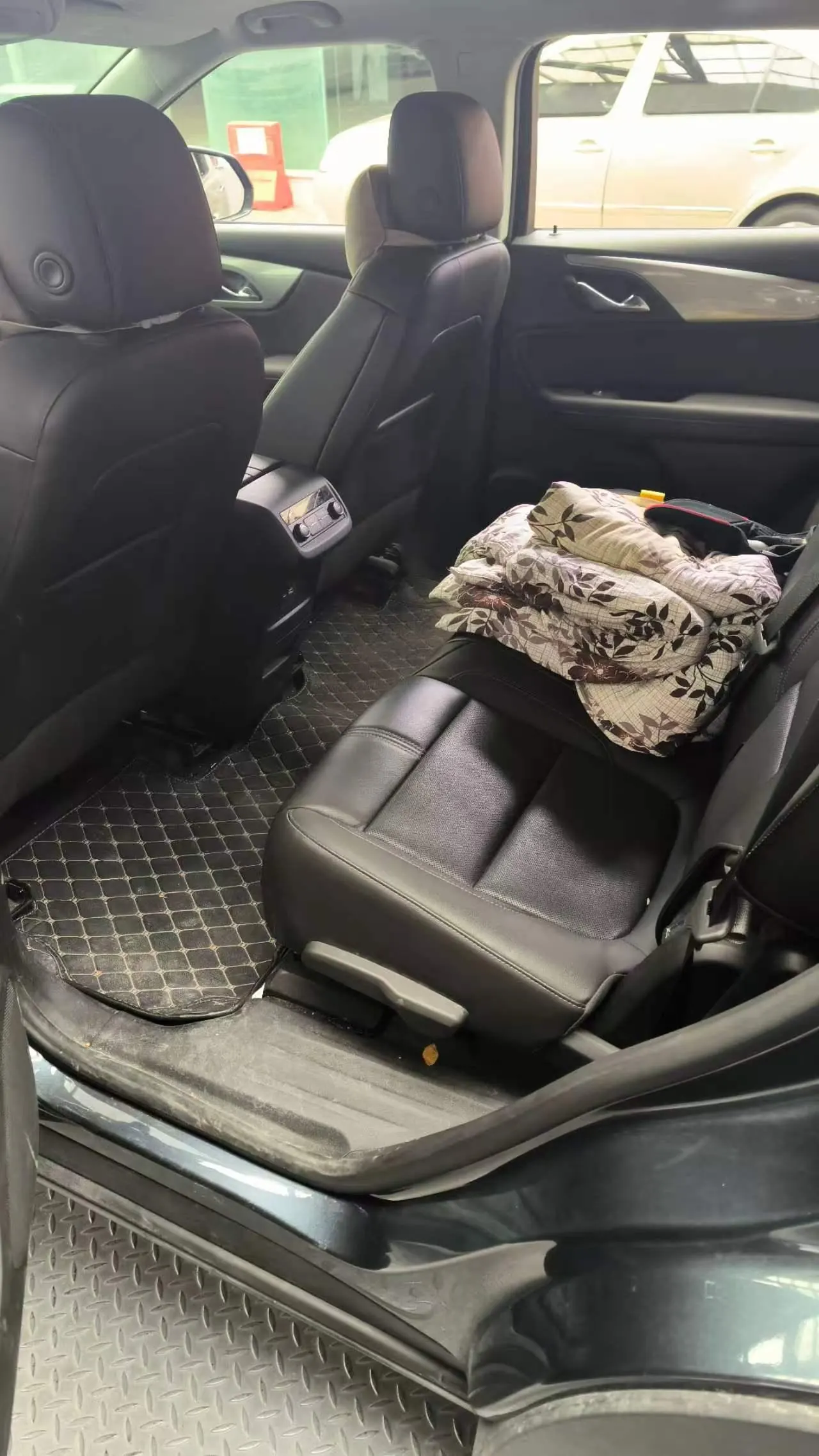 Chevrolet 2020 Trailblazer 2.0T 650T 7-seat Wei Edition Automatic Gear 4