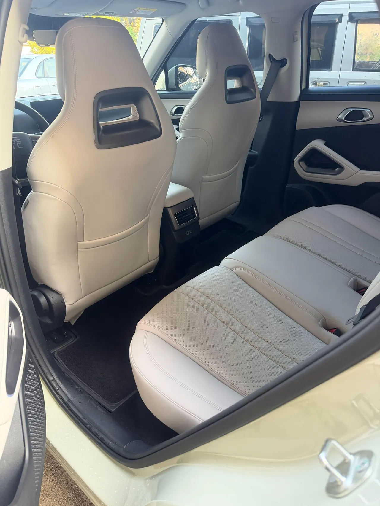 BYD 2025 Yuan UP Smart Driving 401KM Vital Automatic Gear 5