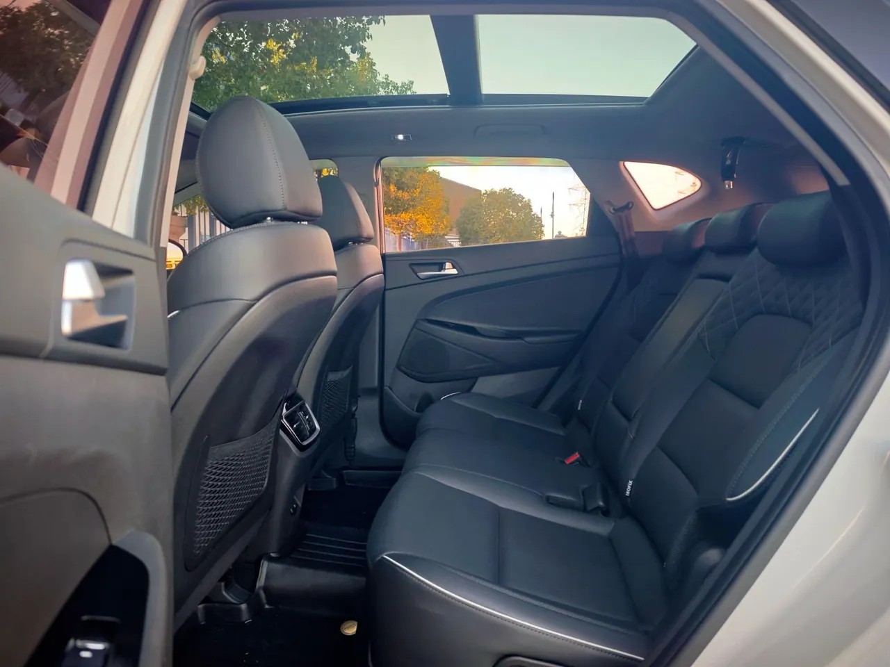 Hyundai 2020 Tousheng 1.6TGDi 280TGDi GLS Two-Drive Fashion Edition Automatic Gear 3