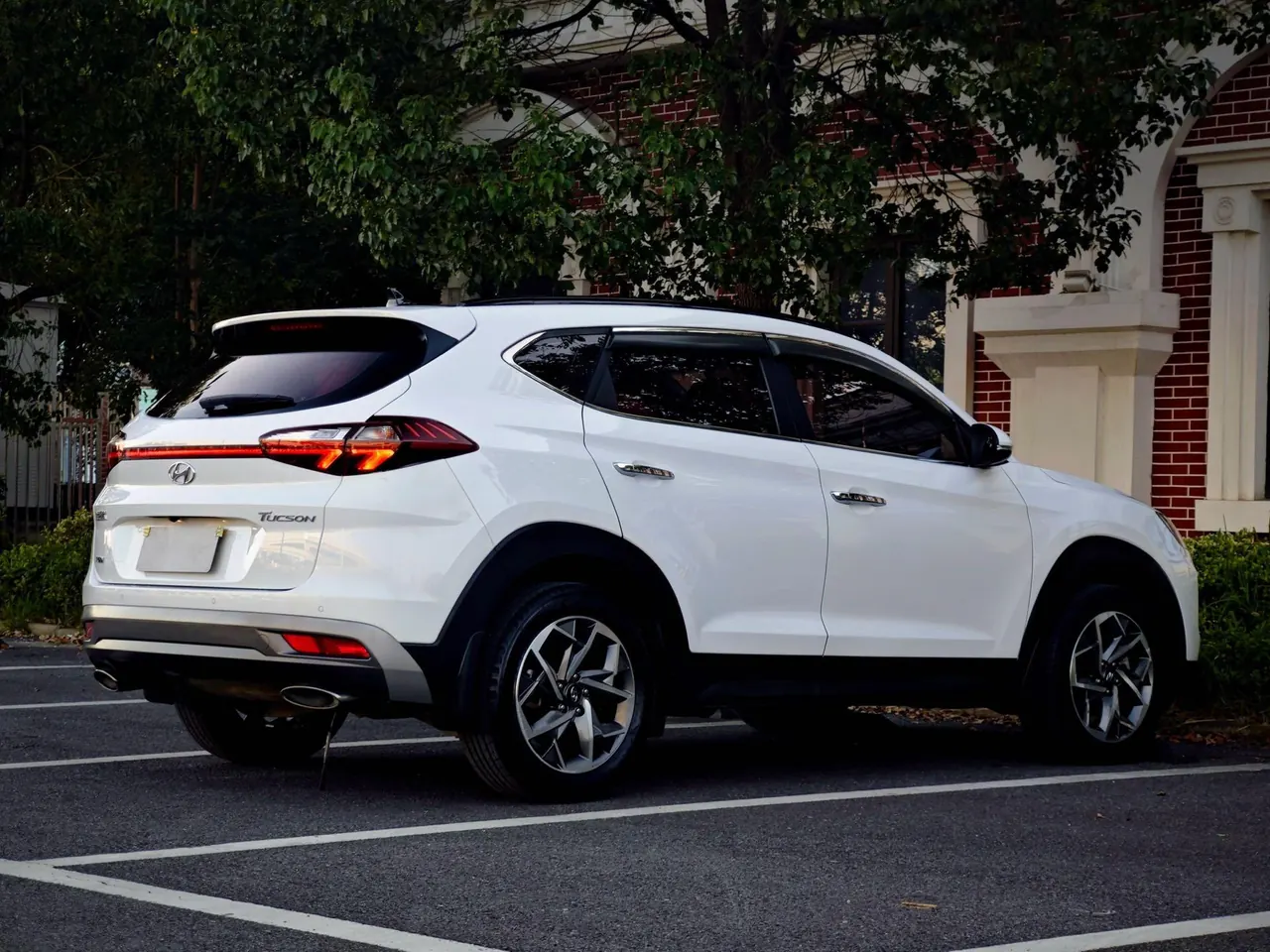 Hyundai 2020 Tousheng 1.6TGDi 280TGDi GLS Two-Drive Fashion Edition Automatic Gear 8