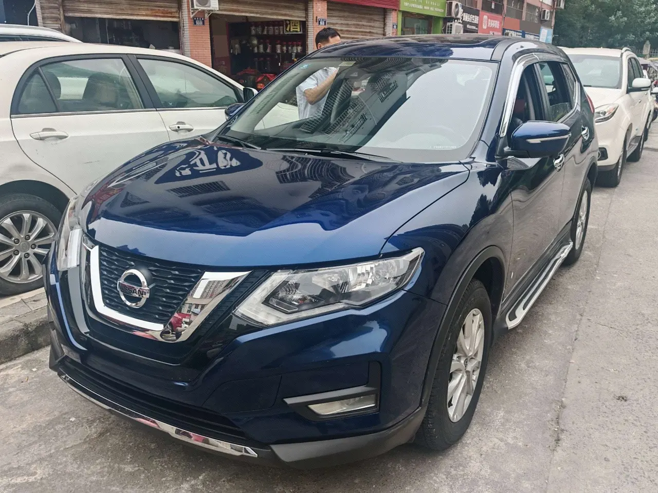 Nissan 2020 Qijun 2.0 Stepless XL ITS Two-Drive Comfort Edition Automatic Gear - View 1