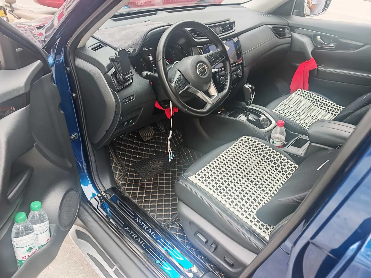 Nissan 2020 Qijun 2.0 Stepless XL ITS Two-Drive Comfort Edition Automatic Gear 3