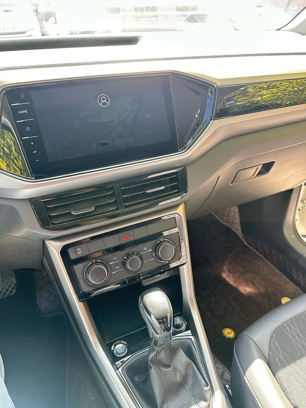 Volkswagen 2020 T-Cross (Tujia) 1.5 Comfort Edition Automatic Gear 7