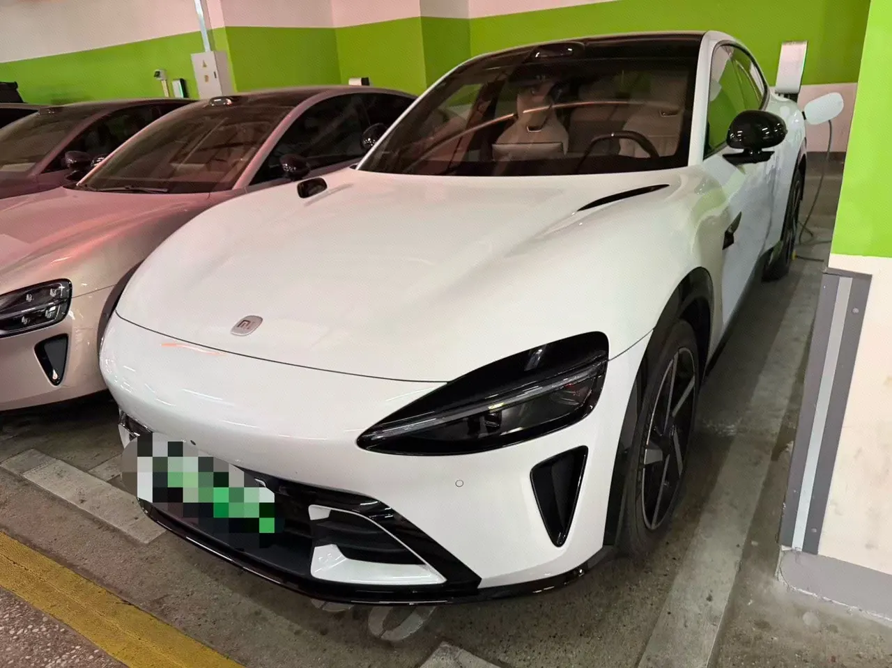 Открыть галерею: MI 2025 YU7 Long Endurance High Performance Four-wheel Drive Max Edition Automatic Gear