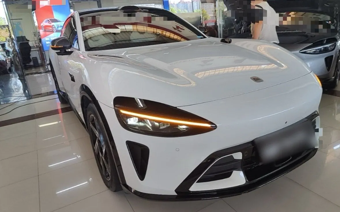 MI 2025 YU7 Long Endurance High Performance Four-wheel Drive Max Edition Automatic Gear 5