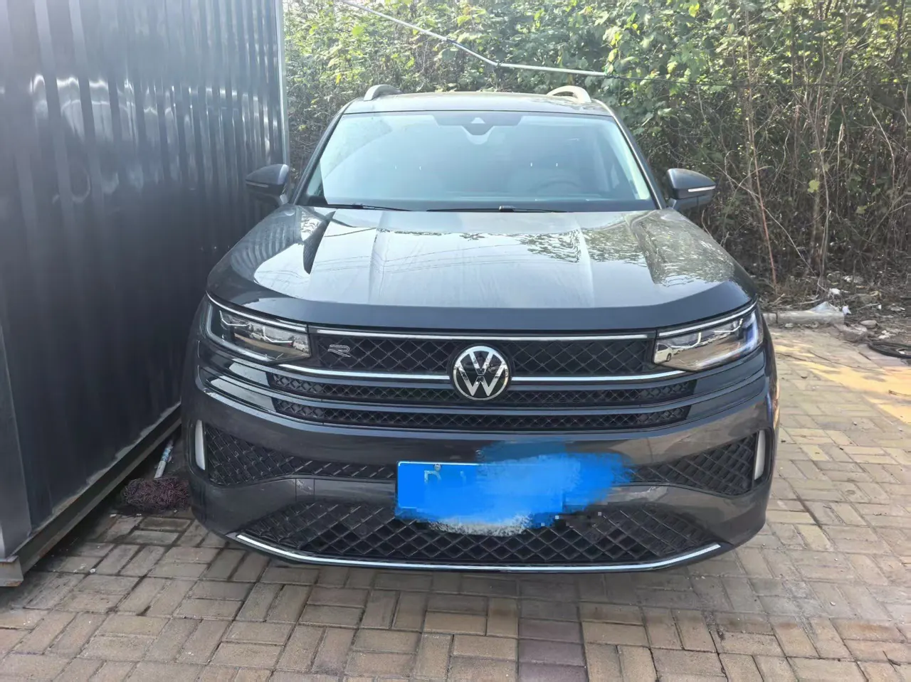 Volkswagen 2024 model tour R-Line 2.0TSI 380TSI four-wheel drive tour version automatic gear 2