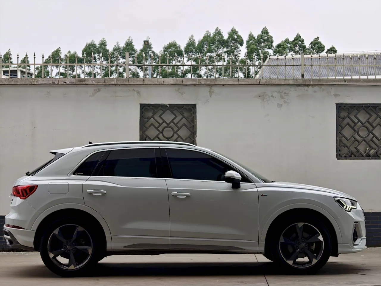Audi 2021 Q3 1.4TFSI 35TFSI Fashion Dynamic Automatic 3