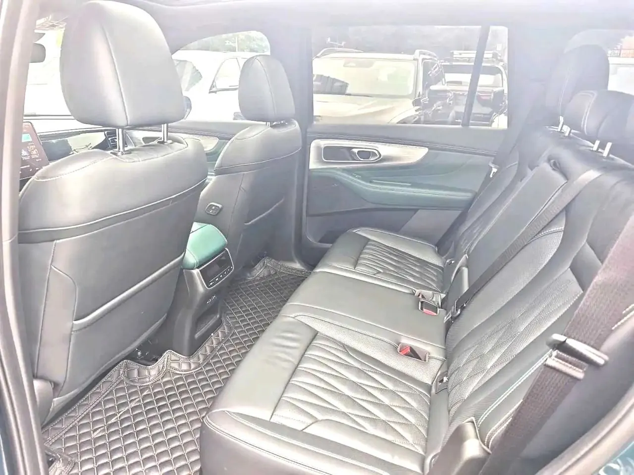 Chuanqi 2022 GS8 2.0TGDI Two-Drive Premium Edition Seven-seat Automatic Gear 6