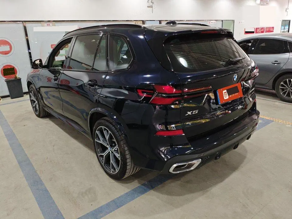 BMW 2026 X5 xDrive30Li 48V 2.0T exclusive m sports obsidian night suit automatic gear 2