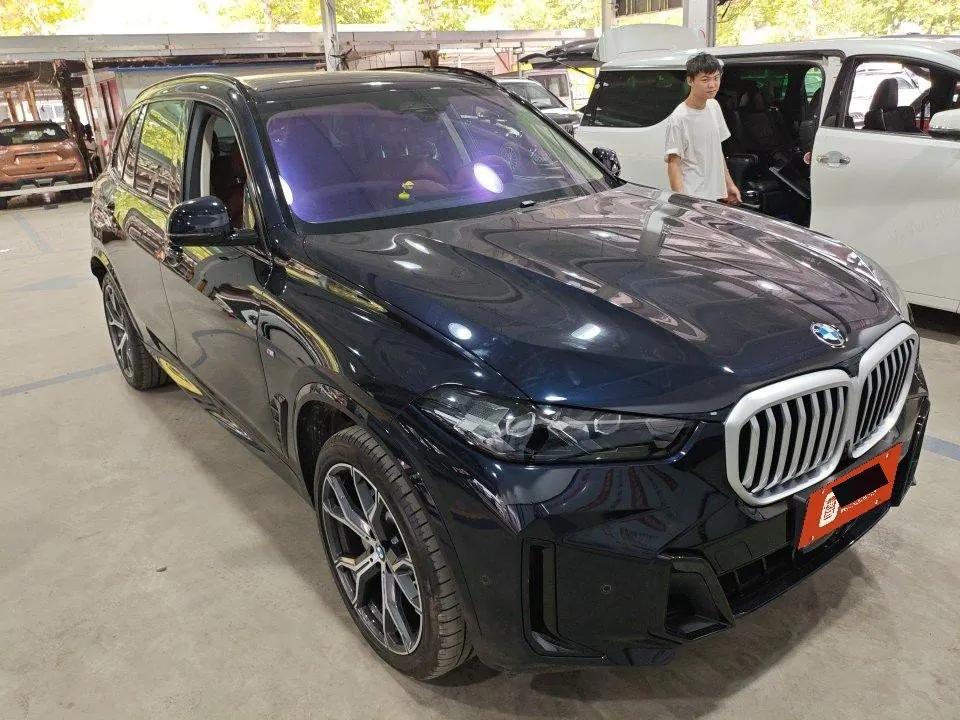 BMW 2026 X5 xDrive30Li 48V 2.0T exclusive m sports obsidian night suit automatic gear 7
