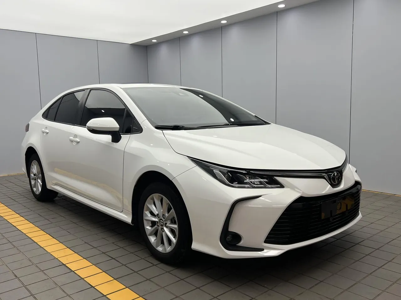 Toyota 2021 corolla 1.2T stepless elite PLUS version of automatic gear 3