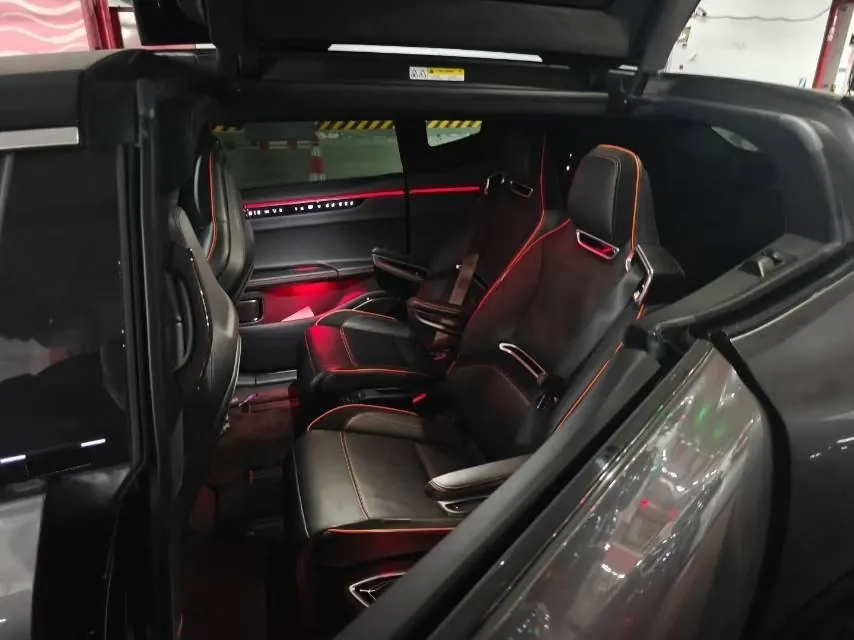HiPhi 2021 HiPhi X Flagship 6-seat Automatic Gear 3