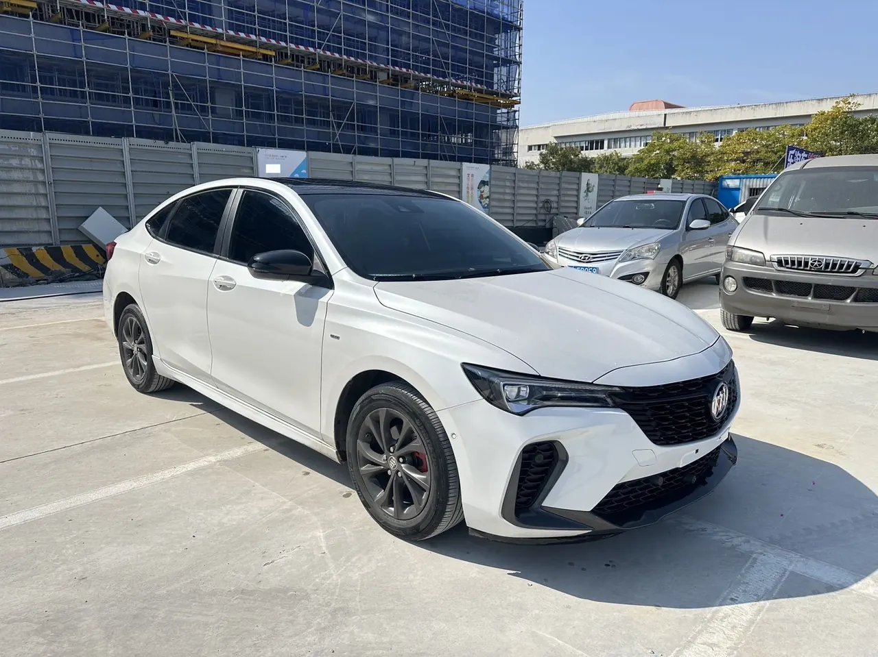 Buick 2023 Weilang GS Pro 1.5T Class-Free Edition Automatic Gear 2
