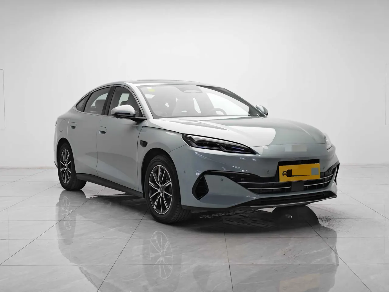 BYD 2025 seals 06 DM-i 1.5 stepless smart driving version 120KM exclusive automatic gear 2