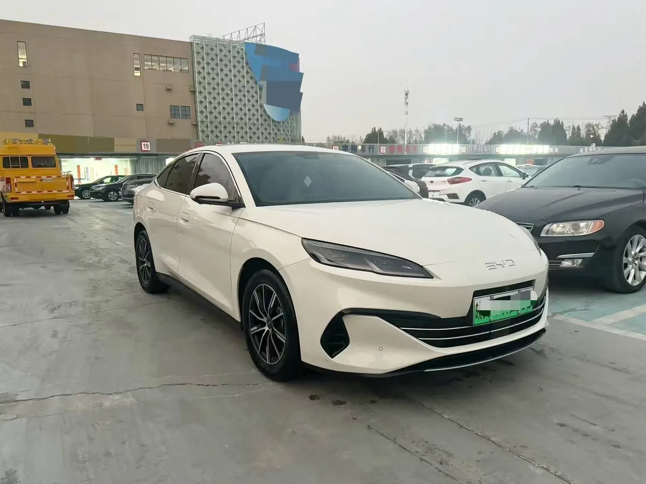 BYD 2024 seal 06 DM-i 1.5 stepless 80KM noble automatic gear 3