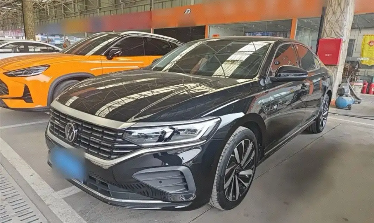 Открыть галерею: Volkswagen 2025 Passat 2.0TSI 380TSI Subut Longteng Edition Automatic Gear