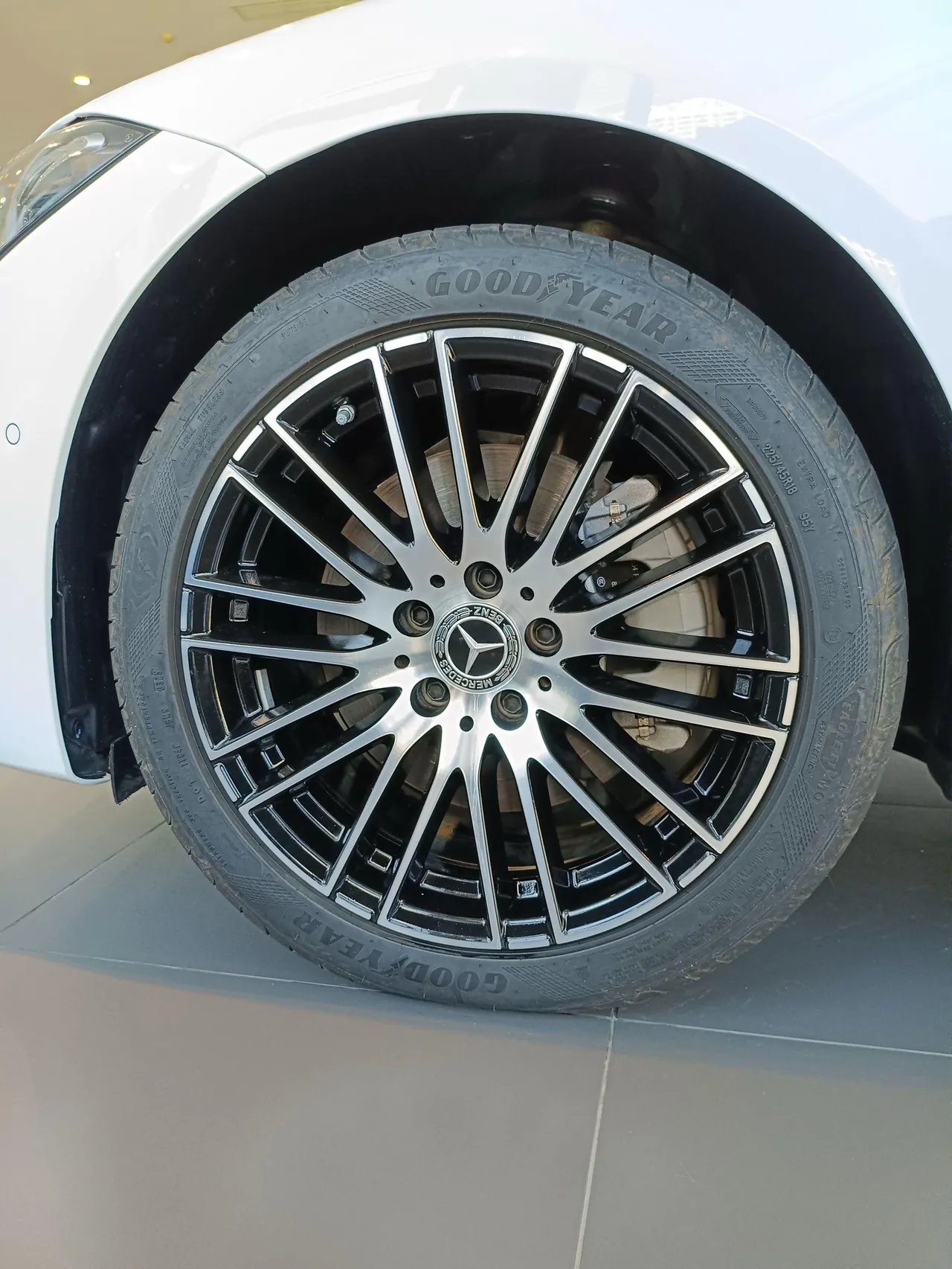 Mercedes Benz Class C 2025 C 260 L 48V 1.5T Automatic 12