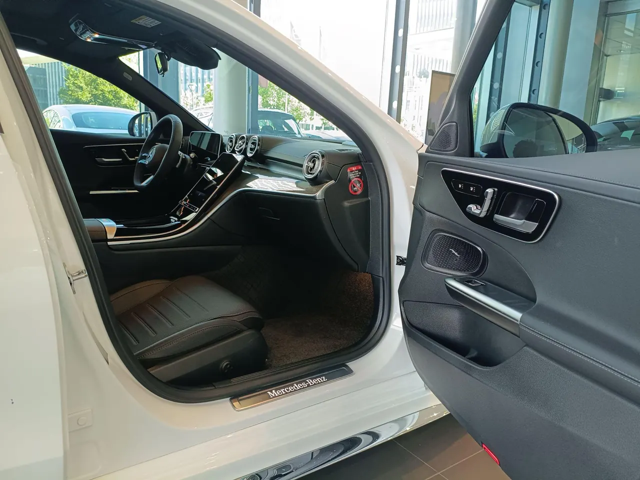 Mercedes Benz Class C 2025 C 260 L 48V 1.5T Automatic 7