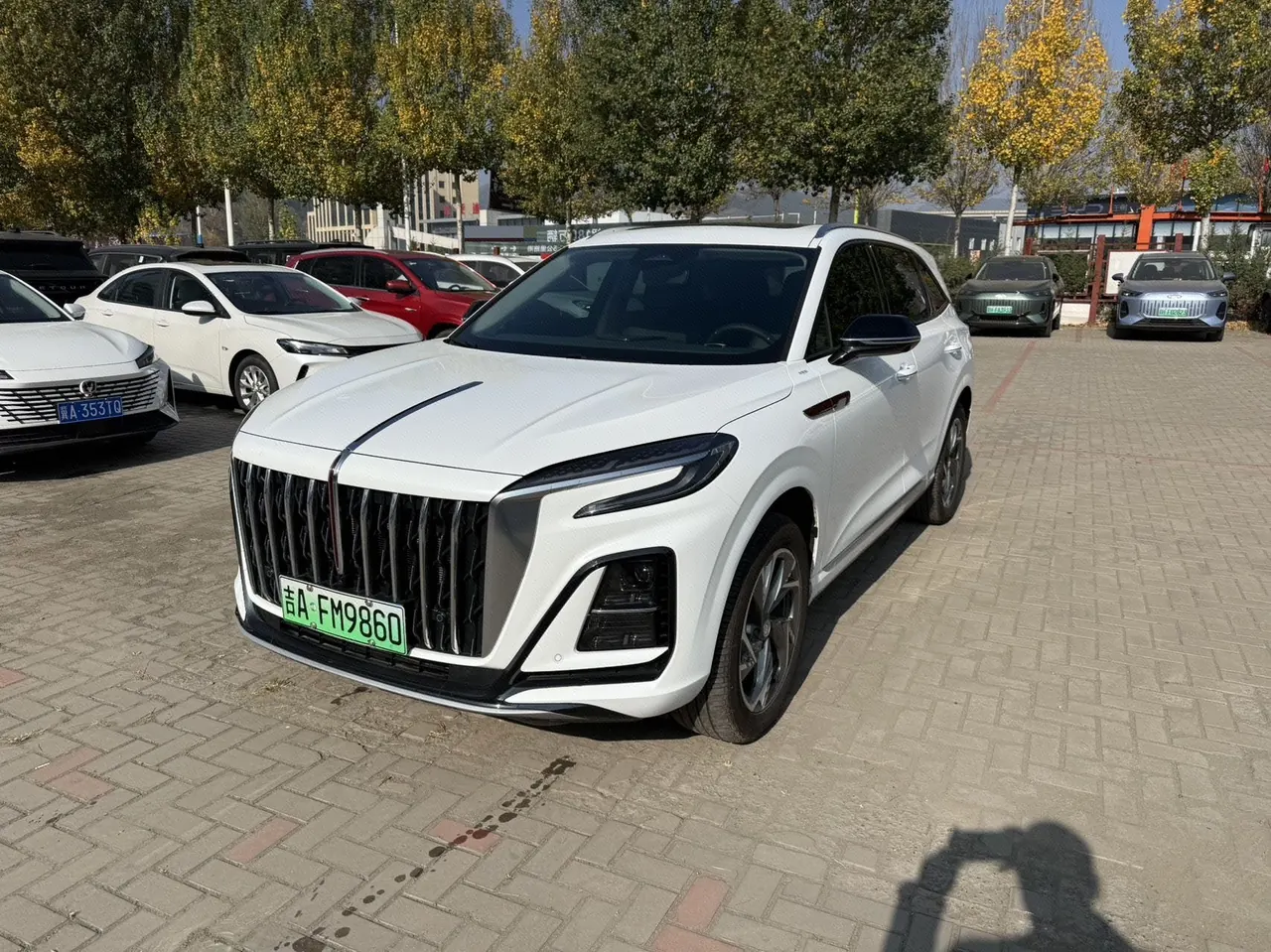 HongQi 2025 HS3 PHEV 1.5T 117km Strong for PLUS Edition Automatic Gear - View 1