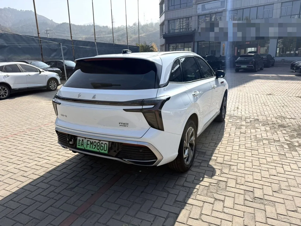 HongQi 2025 HS3 PHEV 1.5T 117km Strong for PLUS Edition Automatic Gear 3