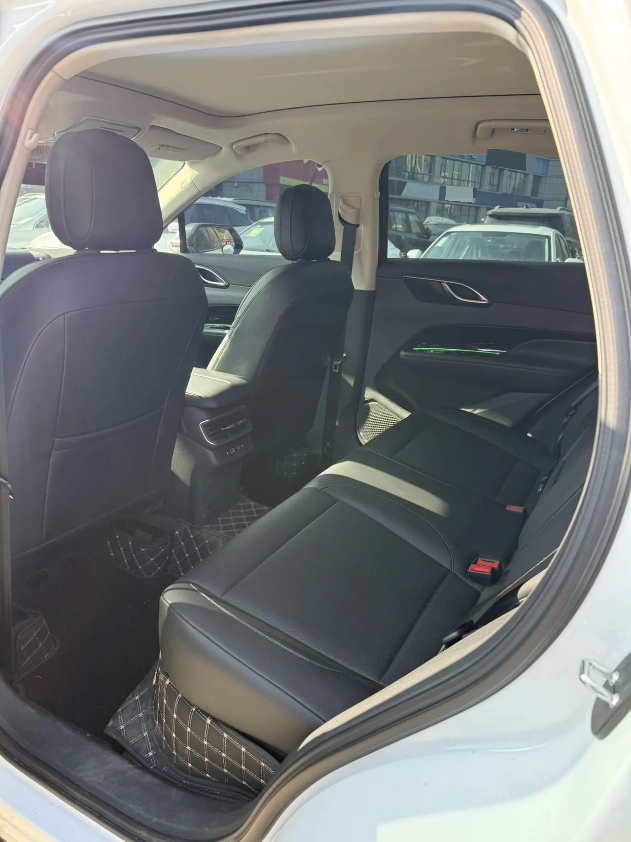 HongQi 2025 HS3 PHEV 1.5T 117km Strong for PLUS Edition Automatic Gear 6