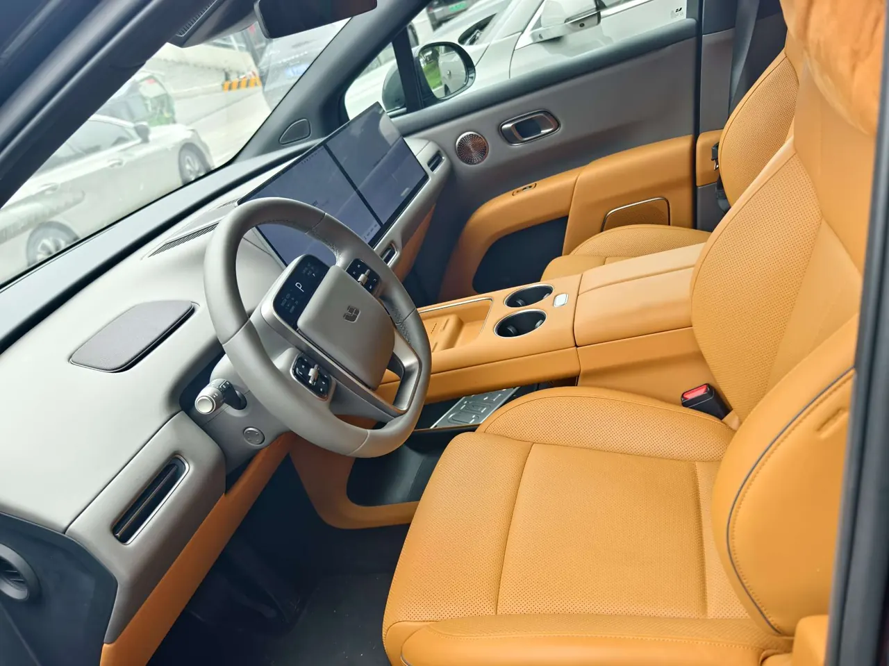 Li 2025 i8 Standard Edition Automatic Gear 4