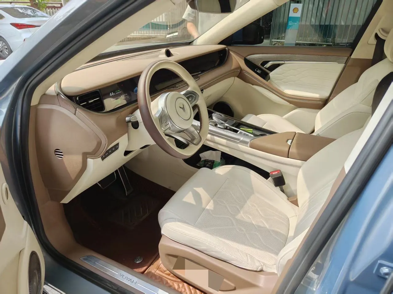 Voyah 2021 FREE four-wheel drive extended range version luxury bag automatic gear 4