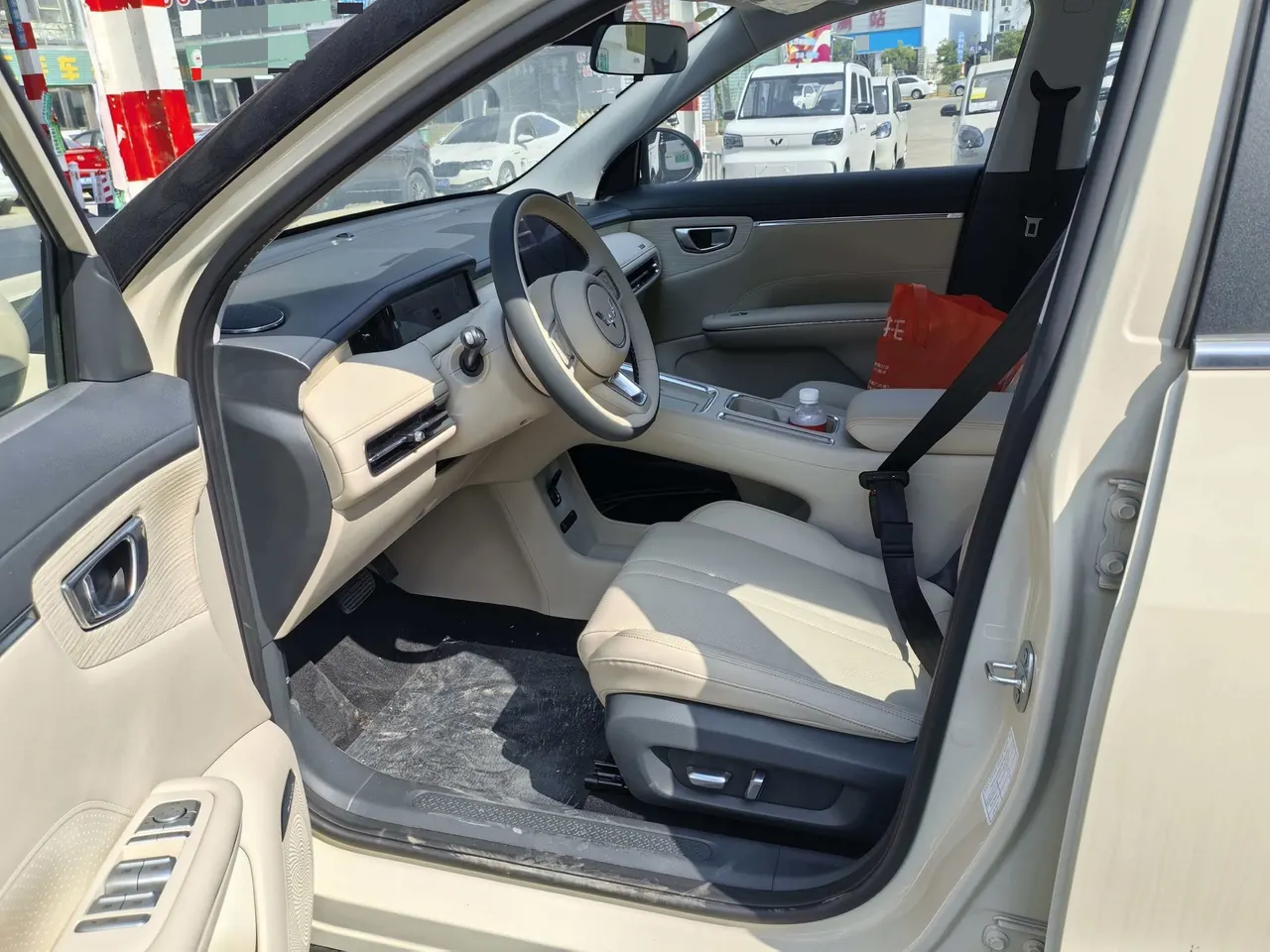 WuLing 2025 Plantronics S 325km Flagship Automatic 6