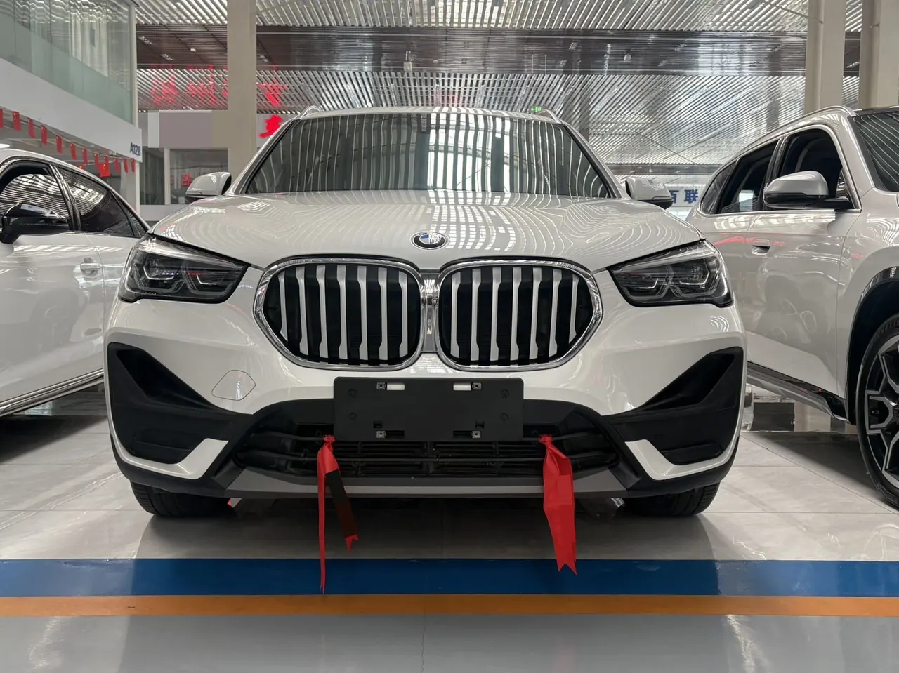 BMW 2021 X1 sDrive25Li 2.0T Leading Automatic Gear 2