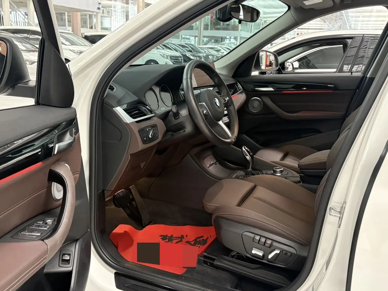 BMW 2021 X1 sDrive25Li 2.0T Leading Automatic Gear 3