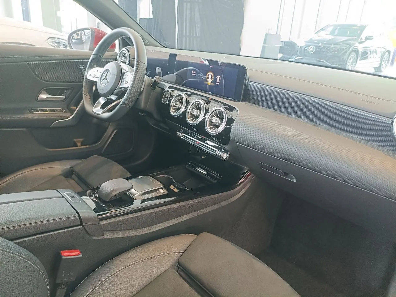 Mercedes Benz Class A 2021 A 200 L 1.3T Fashion Automatic Gear 16