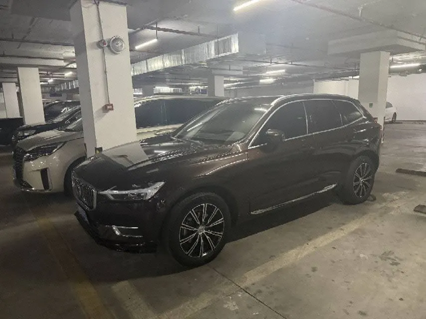 Open image lightbox: Volvo 2021 XC60 2.0T T5 4-wheel drive Zhiyuan Deluxe Edition Automatic Gear