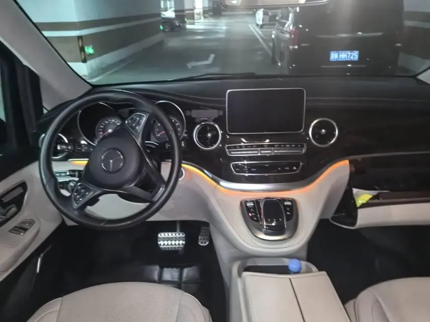 Mercedes Benz V 2020V 260 L 2.0T Deluxe Edition Automatic Gear 4