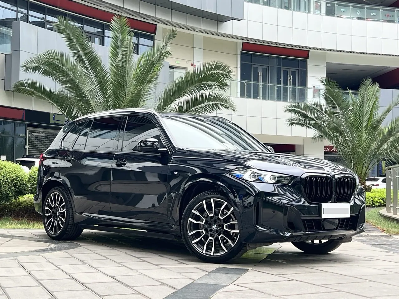 BMW 2023 X5 xDrive40Li 48V 3.0T M sports obsidian night suit automatic gear 2