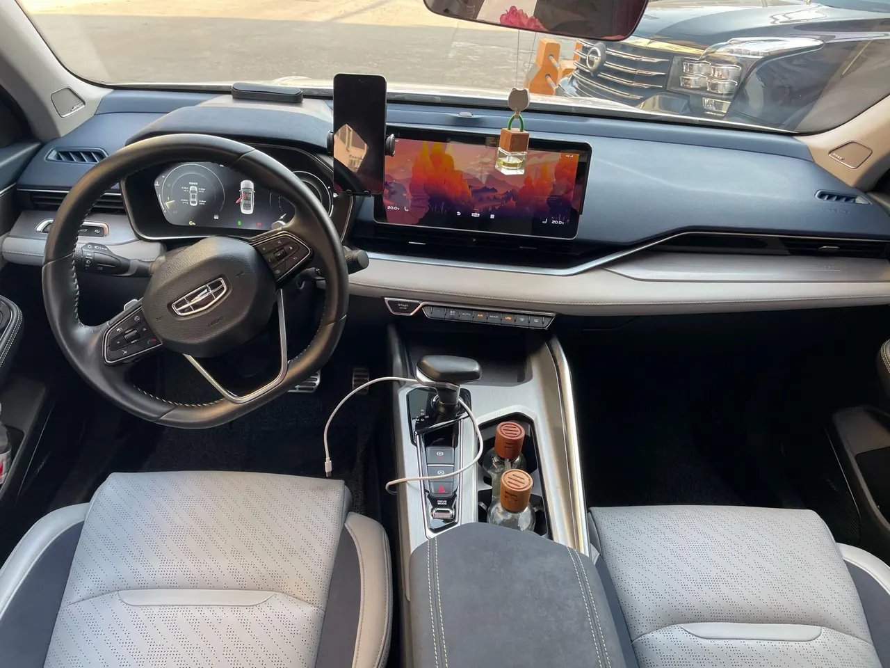 Geely 2020 xingrui 2.0T distinguished automatic gear 4