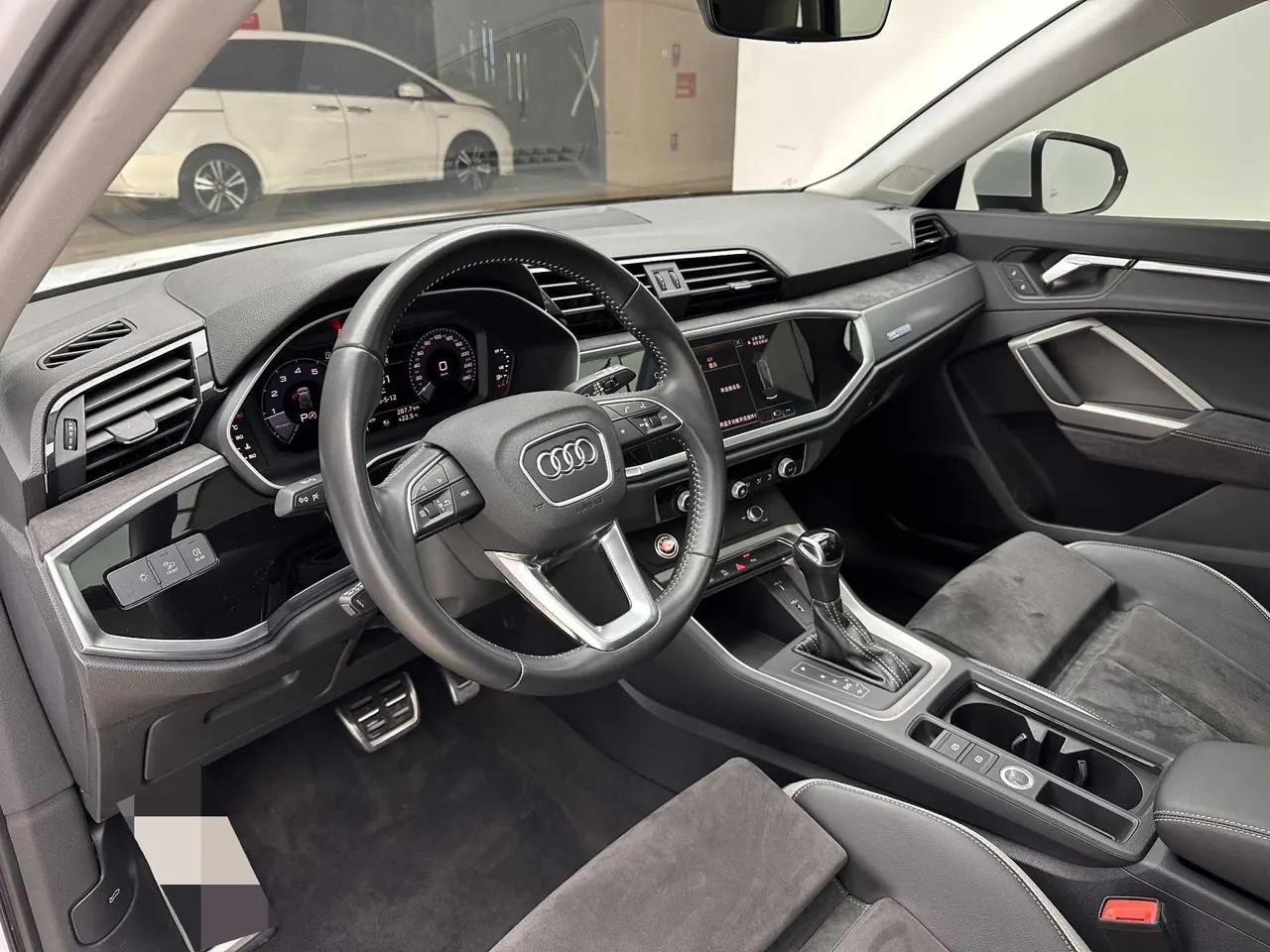 Audi 2020 Q3 1.4TFSI 35TFSI Aggressive Dynamic Automatic 4