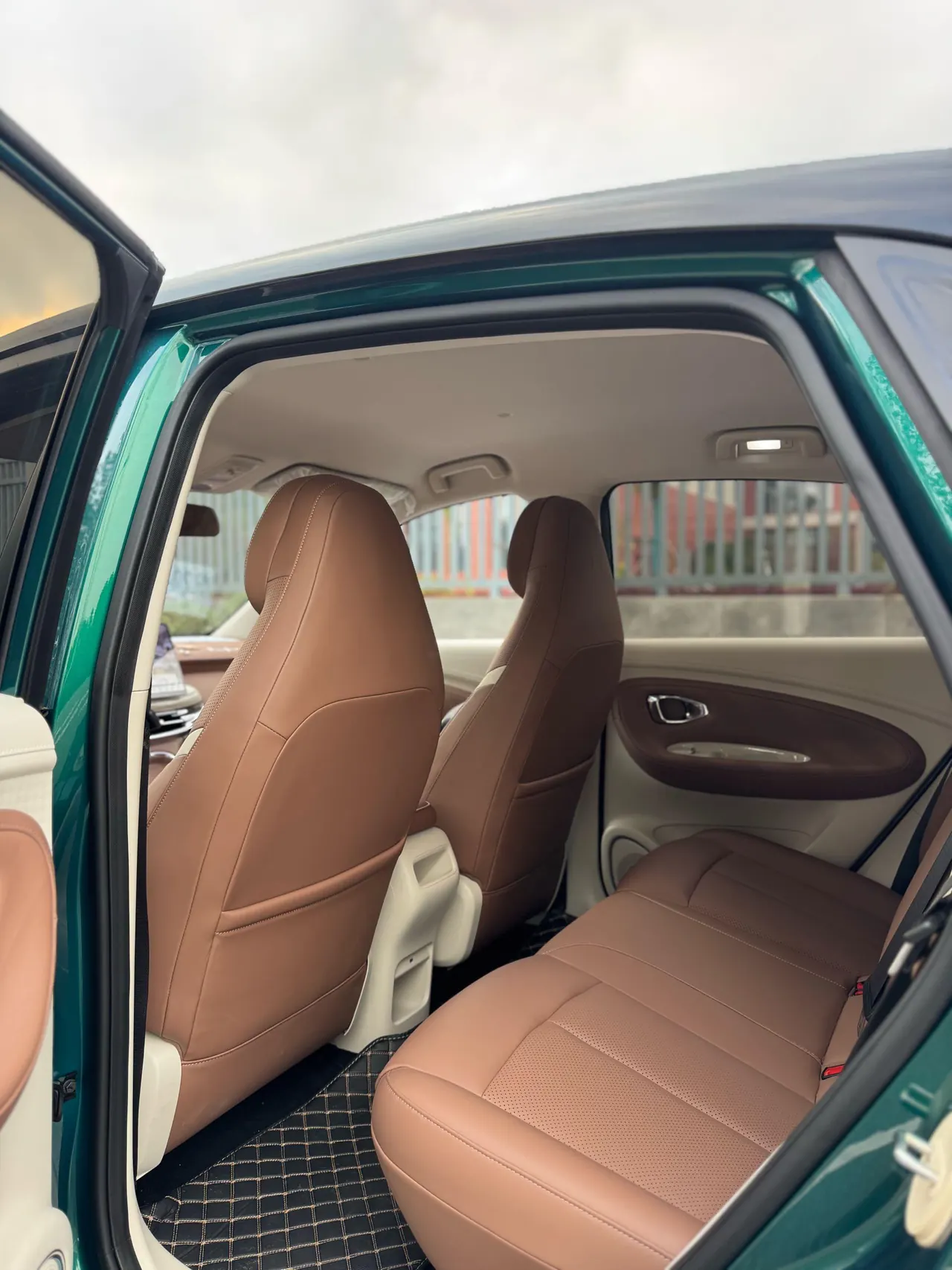 WuLing 2026 Plantronics Pro 403km Enjoy Automatic Gear 9