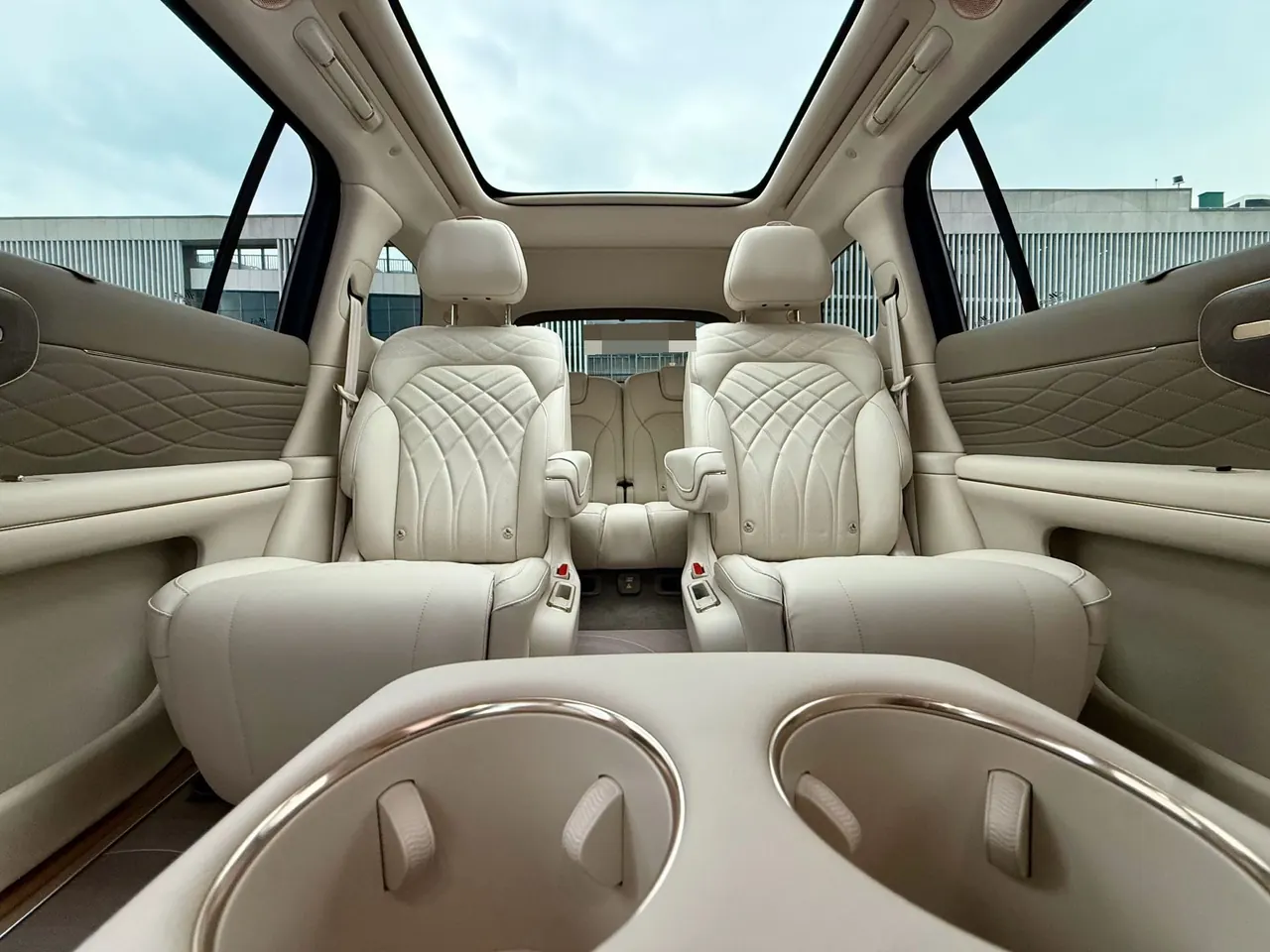 IM 2026 IM LS9 66 Ultra Automatic 11