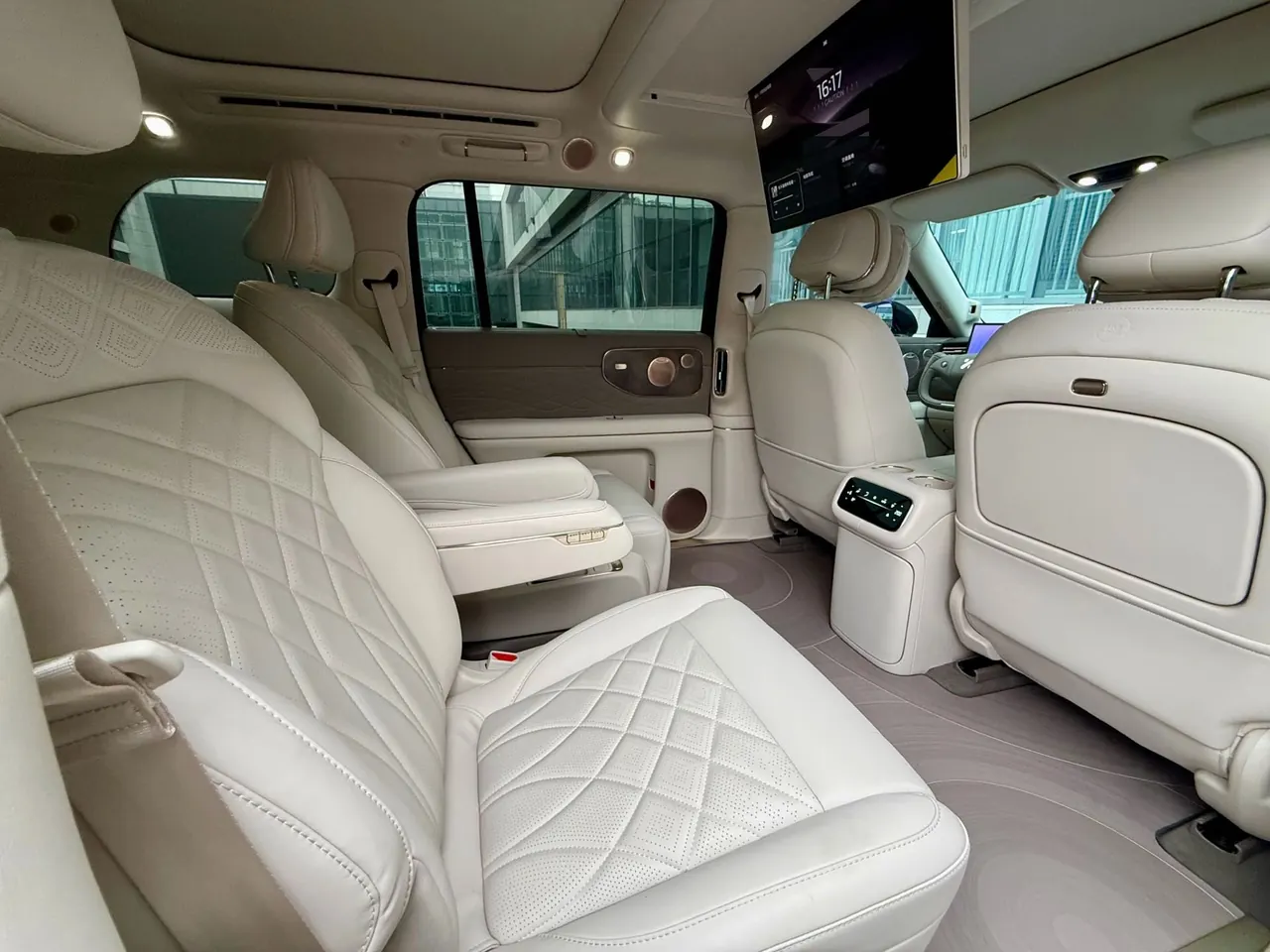 IM 2026 IM LS9 66 Ultra Automatic 13