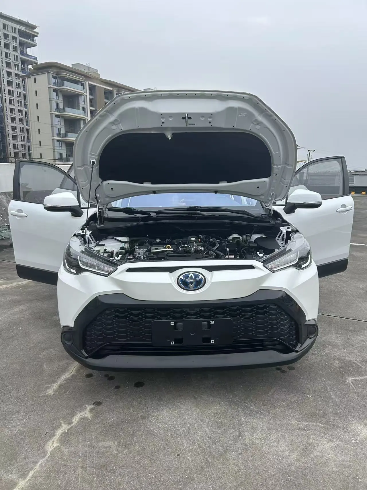 Toyota 2023 Fenglanda Shuangqing 2.0 Stepless Intelligent Electric Hybrid Leading Edition Automatic Gear 4