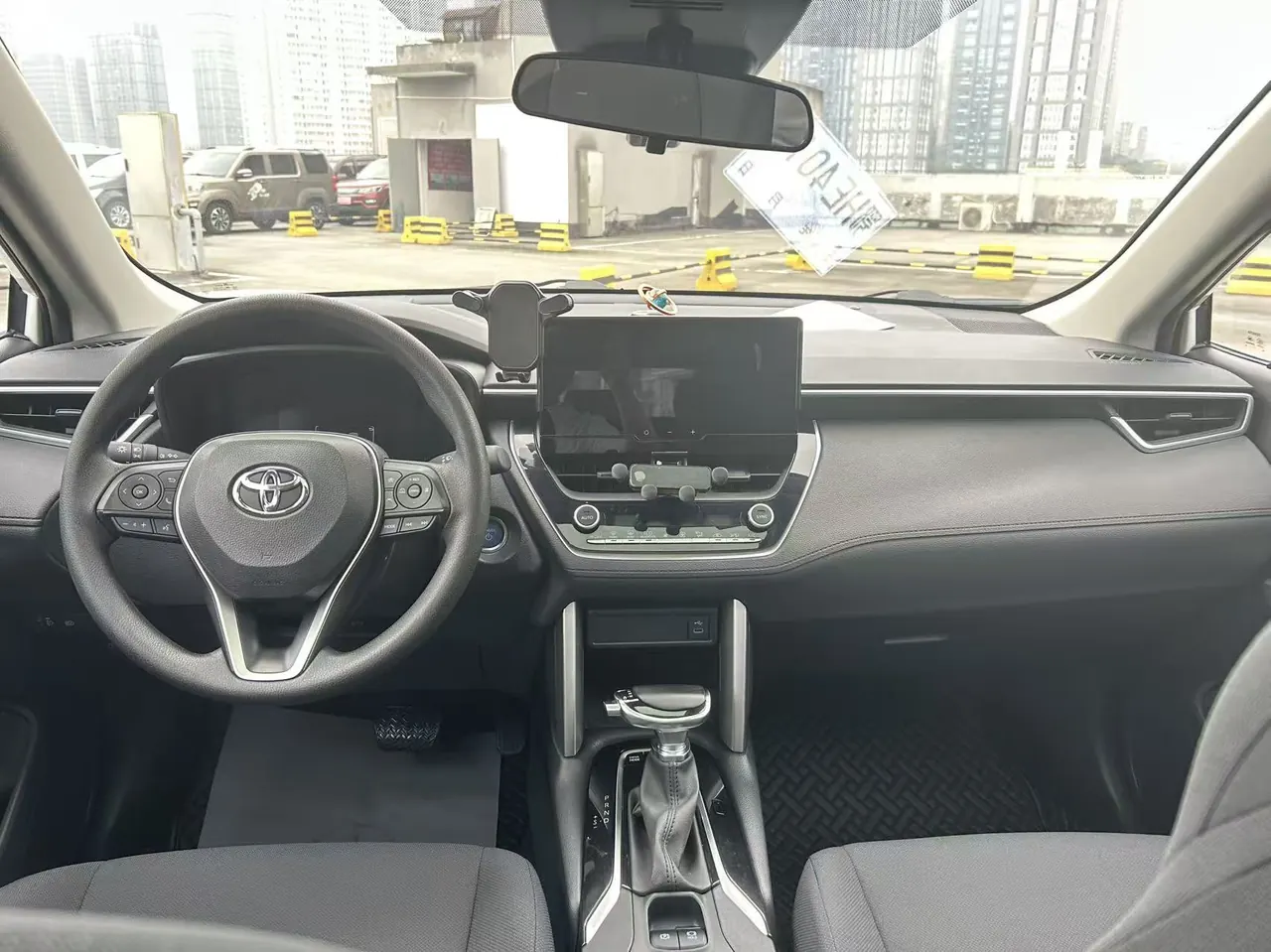 Toyota 2023 Fenglanda Shuangqing 2.0 Stepless Intelligent Electric Hybrid Leading Edition Automatic Gear 6