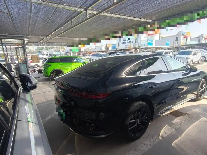 BYD 2023 Chinese DM-i 1.5T stepless champion 121KM elite automatic gear 2