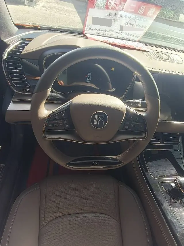 BYD 2023 Chinese DM-i 1.5T stepless champion 121KM elite automatic gear 4