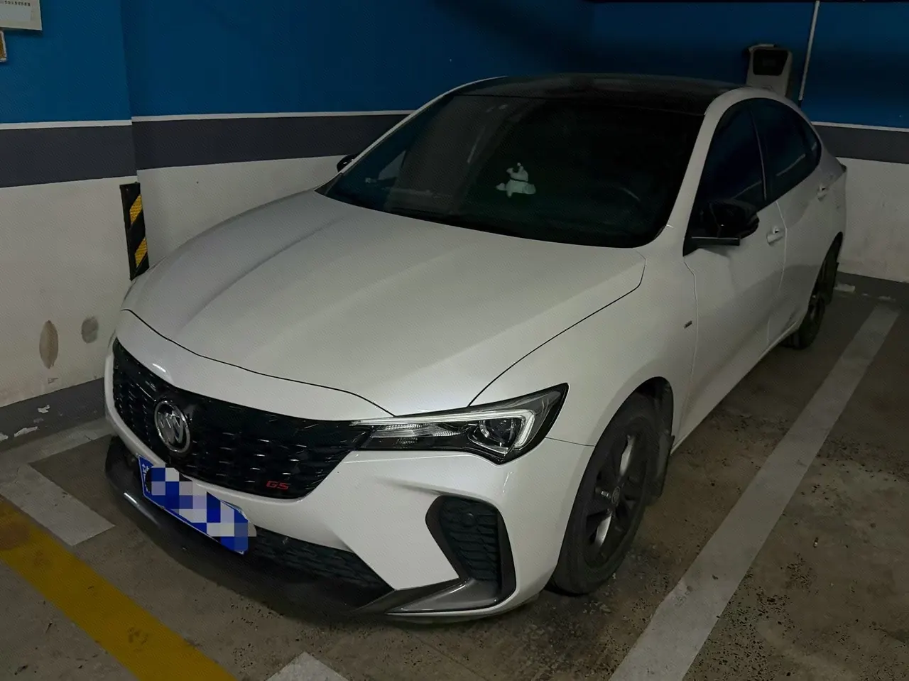 Buick 2023 Weilang GS Pro 1.5T Stepless Hunting Edition Automatic Gear - View 1