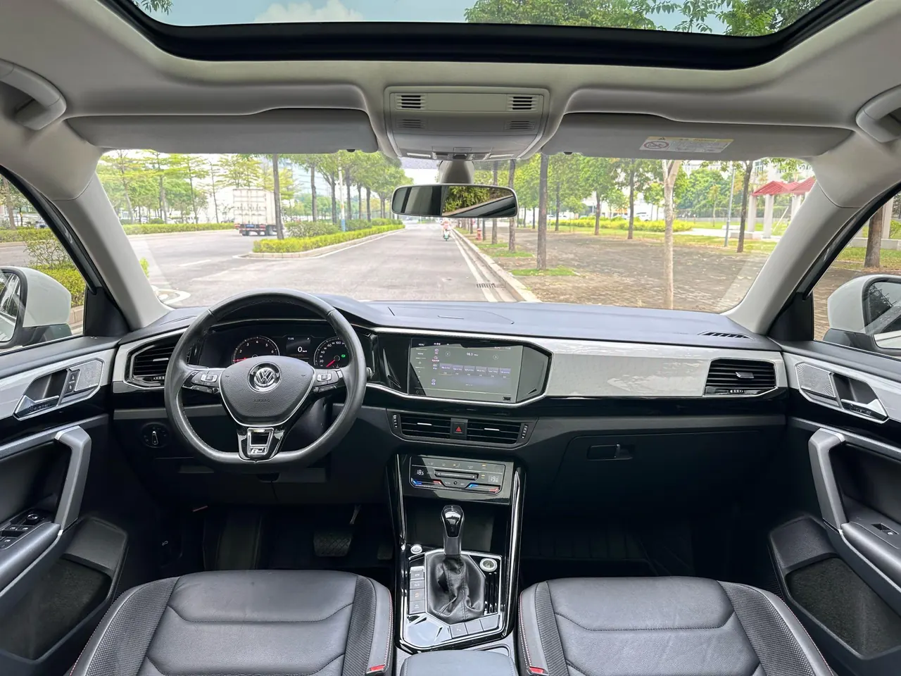 Volkswagen 2020 Tanyue 2.0TSI 330TSI Two-Drive Deluxe Smart Joint Edition Automatic Gear 5