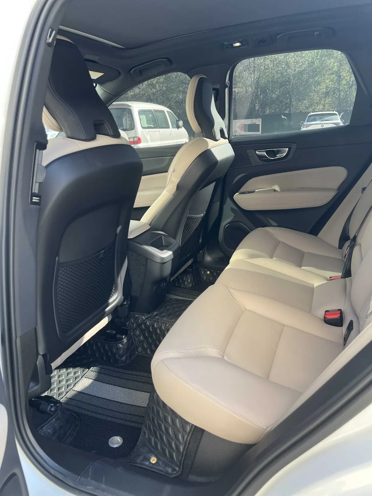 Volvo 2026 XC60 48V 2.0T B5 All-Wheel Drive Intelligent Luxury Edition Automatic Transmission 8