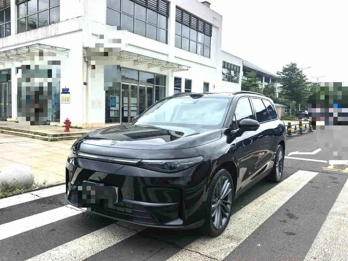 Leapmotor 2026 C 16 280 Laser Radar Zhizun Edition 6-seat Automatic Gear - View 1