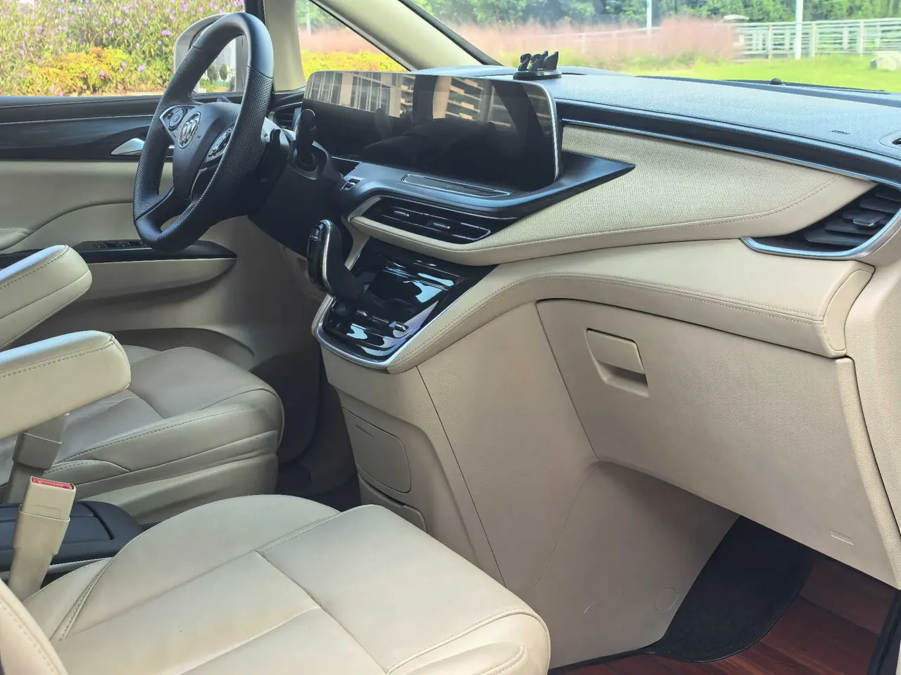 Buick 2022 GL8 ES Lu Zun 48V 2.0T 653T Exclusive Automatic Gear 7