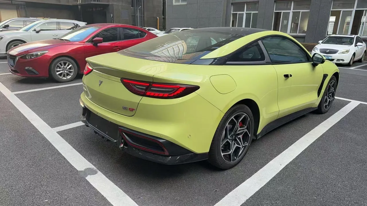 Neta 2023 Neta GT 580 AWD automatic gear 7