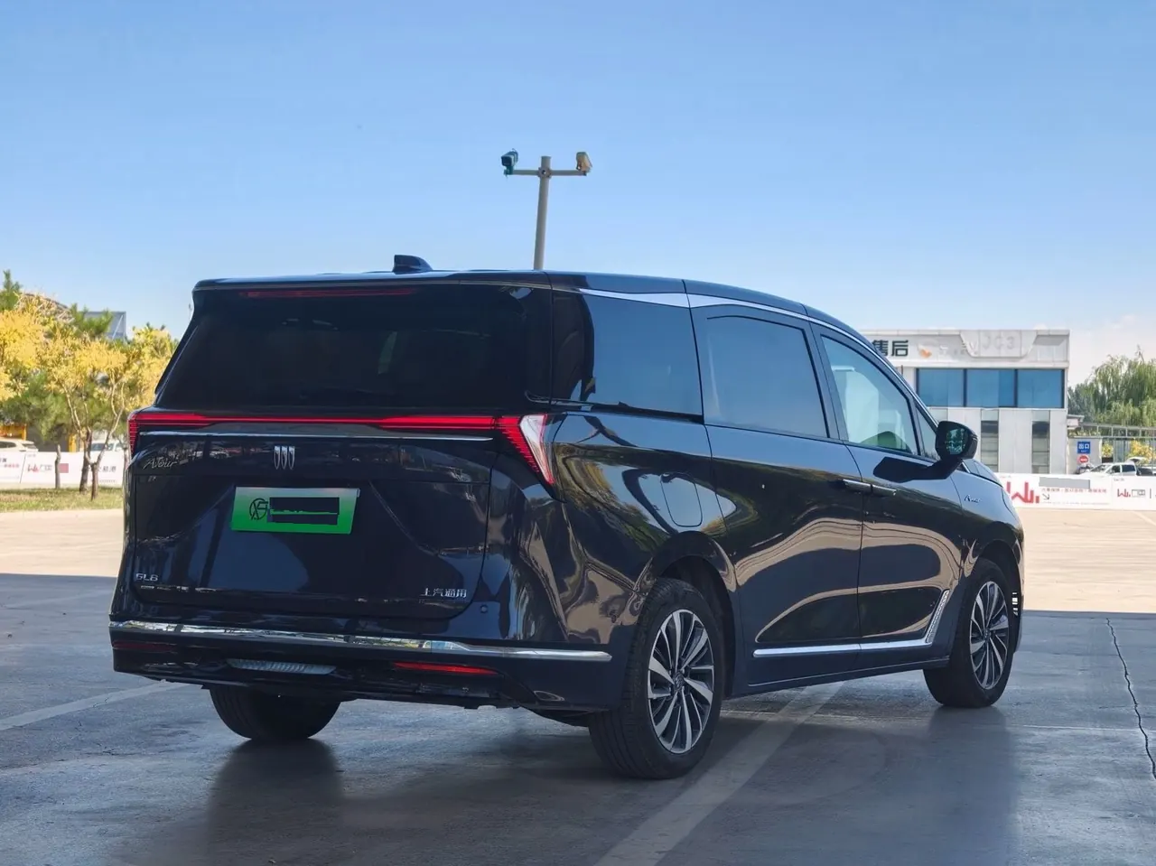 Buick 2026 GL8 Lu Zun PHEV 1.5T Luxury Edition Automatic Gear 6